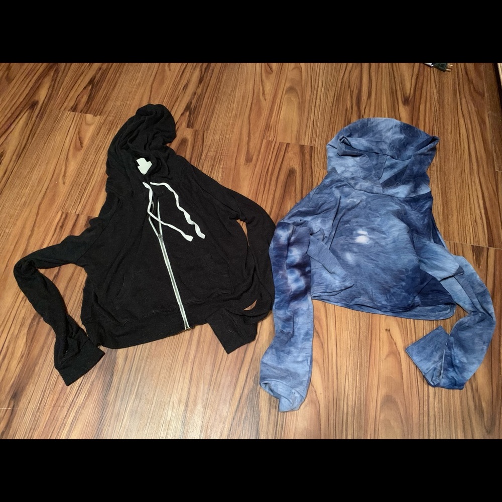 Cropped hoodie bundle